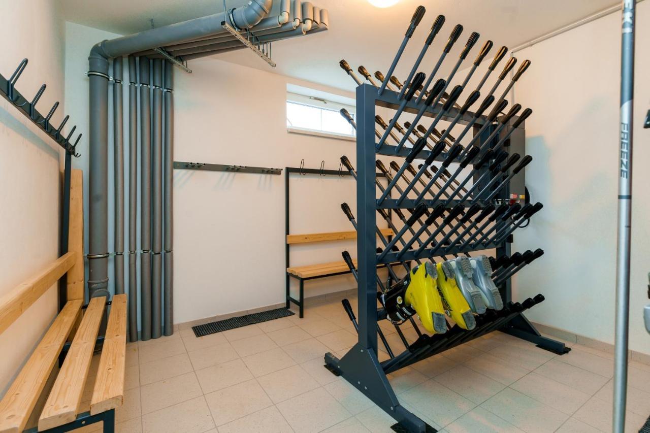Aura V By Mountain Ways Apartment Bozi Dar Luaran gambar