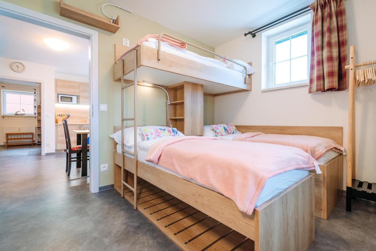 Aura V By Mountain Ways Apartment Bozi Dar Luaran gambar