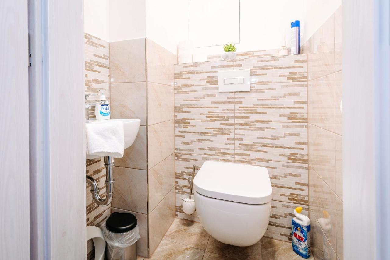Aura V By Mountain Ways Apartment Bozi Dar Luaran gambar